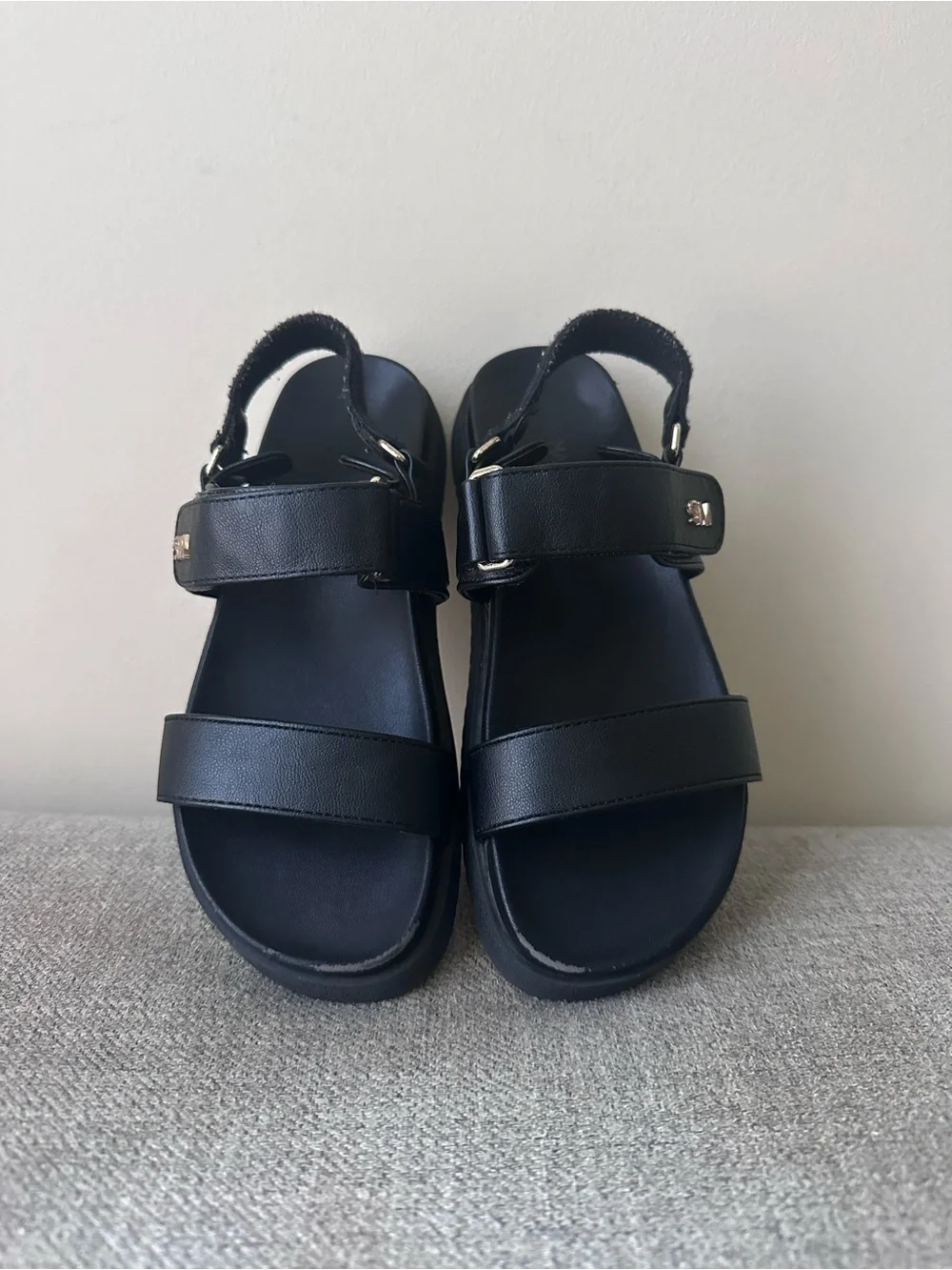 Steve Madden Black Sandals
